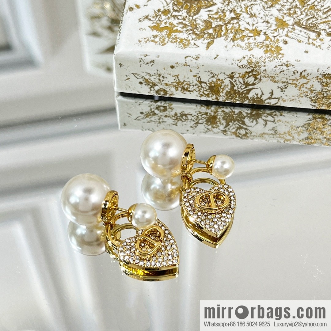 New ☑️ DIOR Dior CD full diamond peach heart size pearl stud earrings