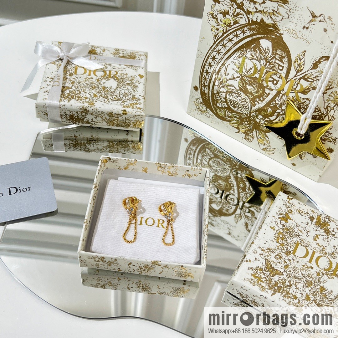 New ☑️ DIOR Dior CD fringed stud earrings