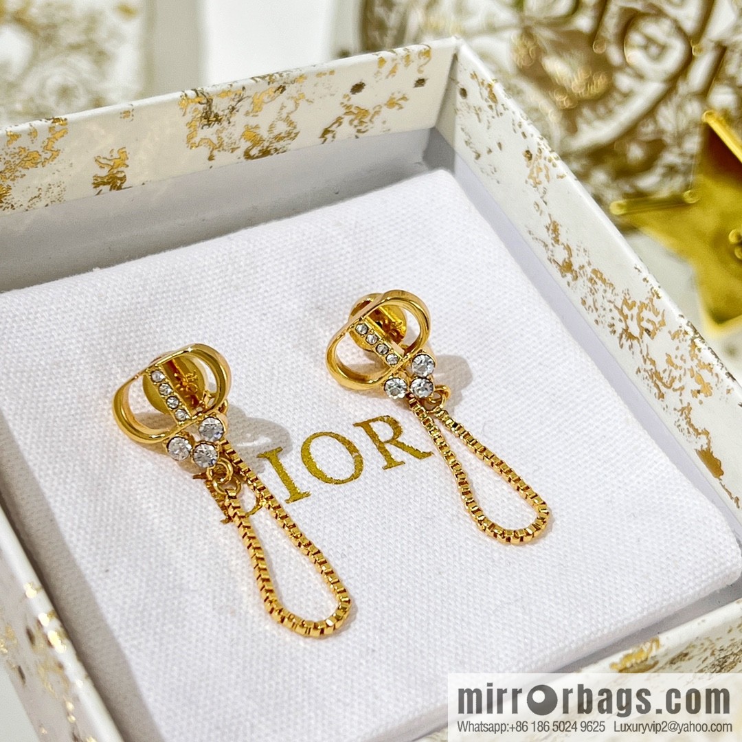 New ☑️ DIOR Dior CD fringed stud earrings