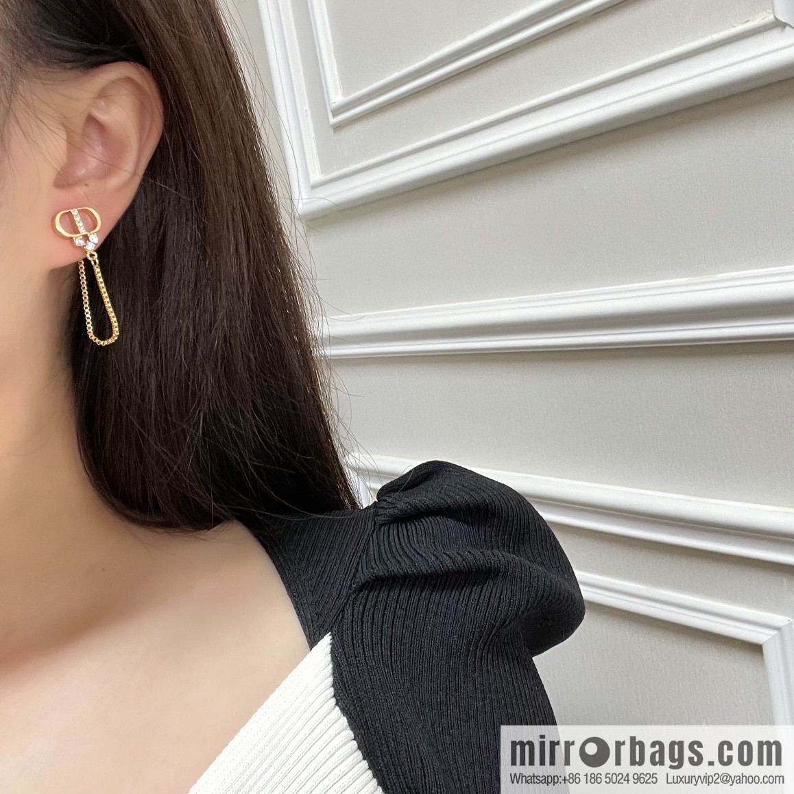 New ☑️ DIOR Dior CD fringed stud earrings