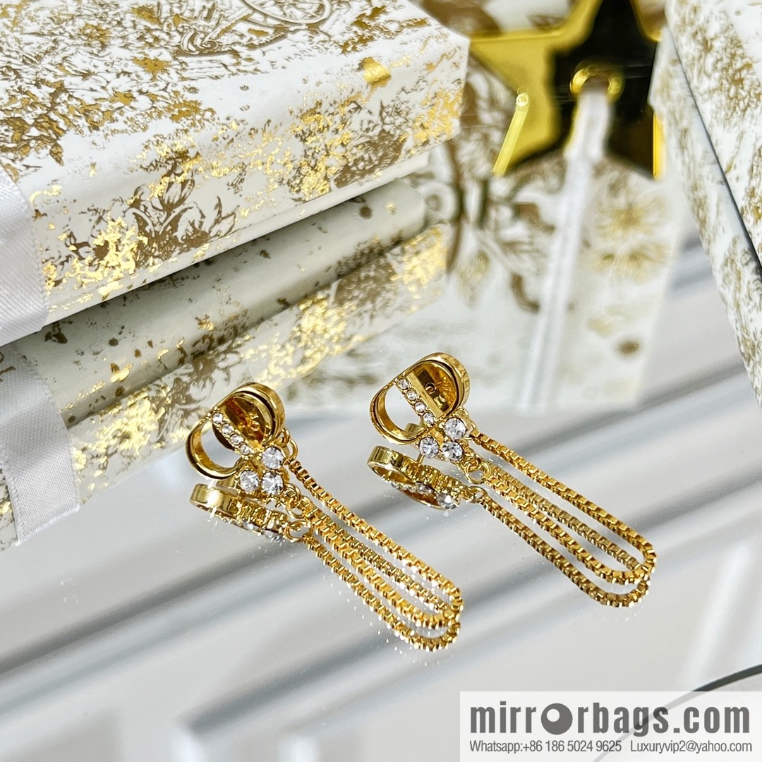 New ☑️ DIOR Dior CD fringed stud earrings