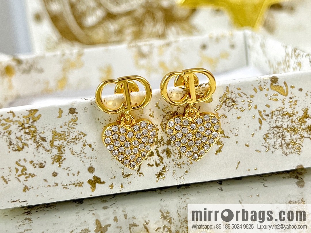New ☑️ DIOR Dior CD full diamond peach heart stud earrings