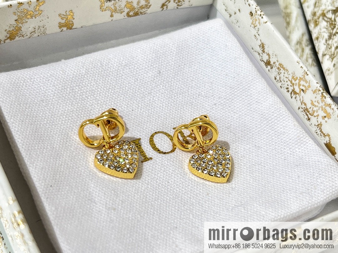 New ☑️ DIOR Dior CD full diamond peach heart stud earrings