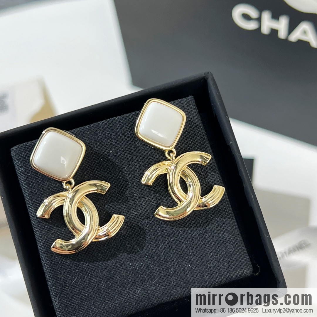 New ☑️ CHANEL Chanel double c white rhombus, stud earrings