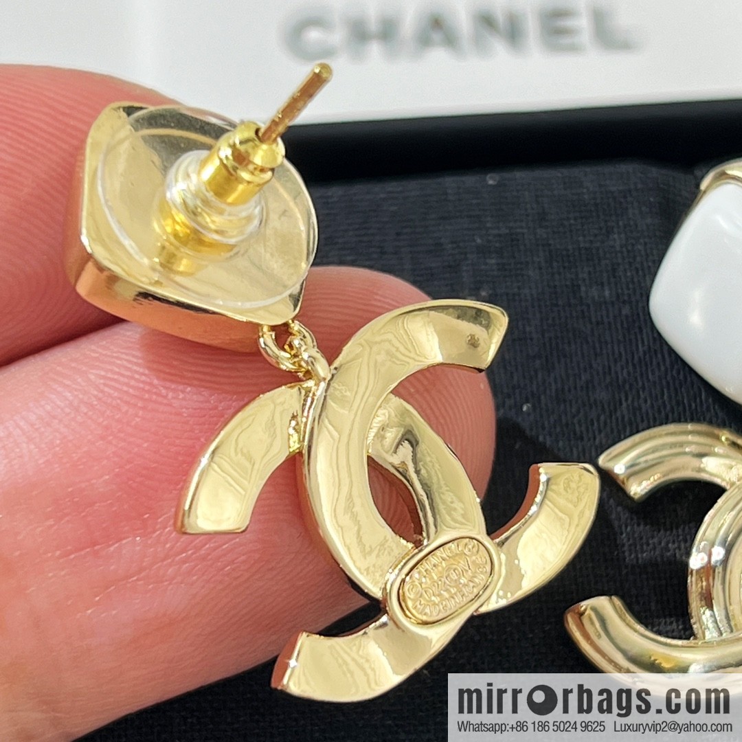 New ☑️ CHANEL Chanel double c white rhombus, stud earrings