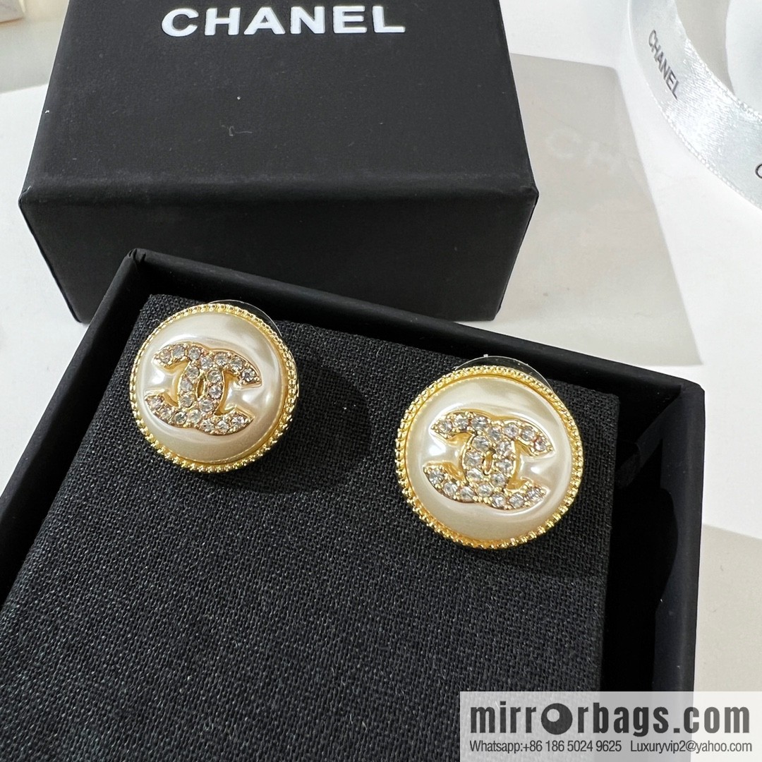 New ☑️ CHANEL Chanel double c round stud earrings