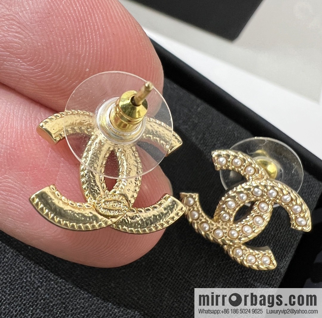New ☑️ CHANEL Chanel double c pearl stud earrings