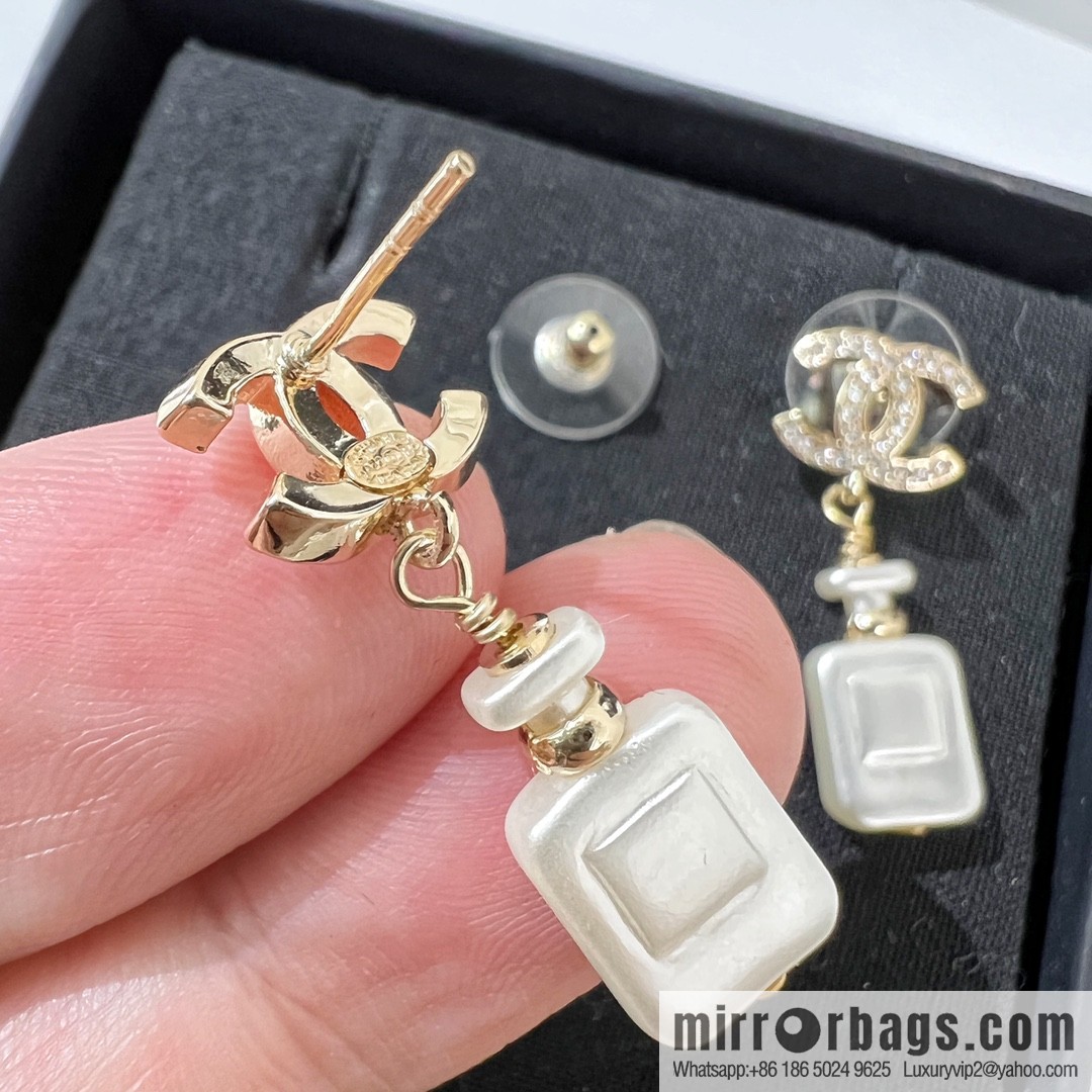 New ☑️ CHANEL Chanel double c perfume bottle stud earrings