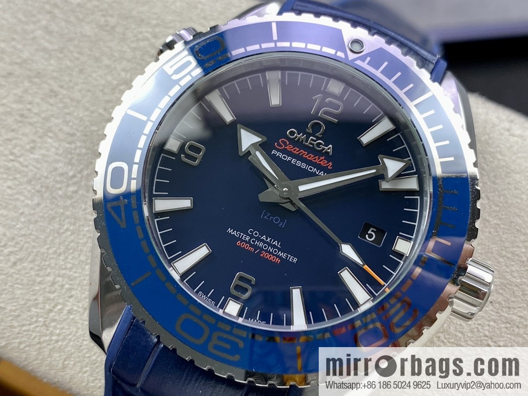 Omega, Ocean Cosmos Timepiece Hippocampus 600-meter series automatic mechanical men's watch is equipped with a stable 8900 movement