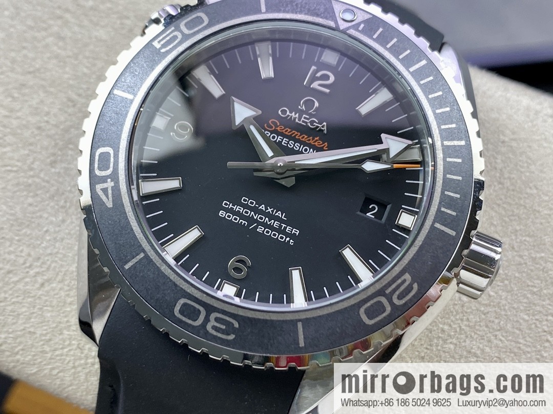 Omega, Ocean Universe 600 meters, Seamaster 600 meters series is equipped with a stable 8500 movement automatic mechanical men's watch