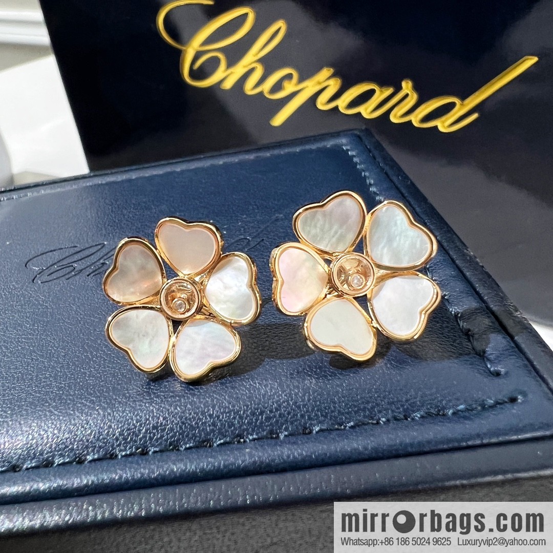 Chopard PRECIOUS LACE VAGUE 5 heart agate, white shell necklace, bracelet