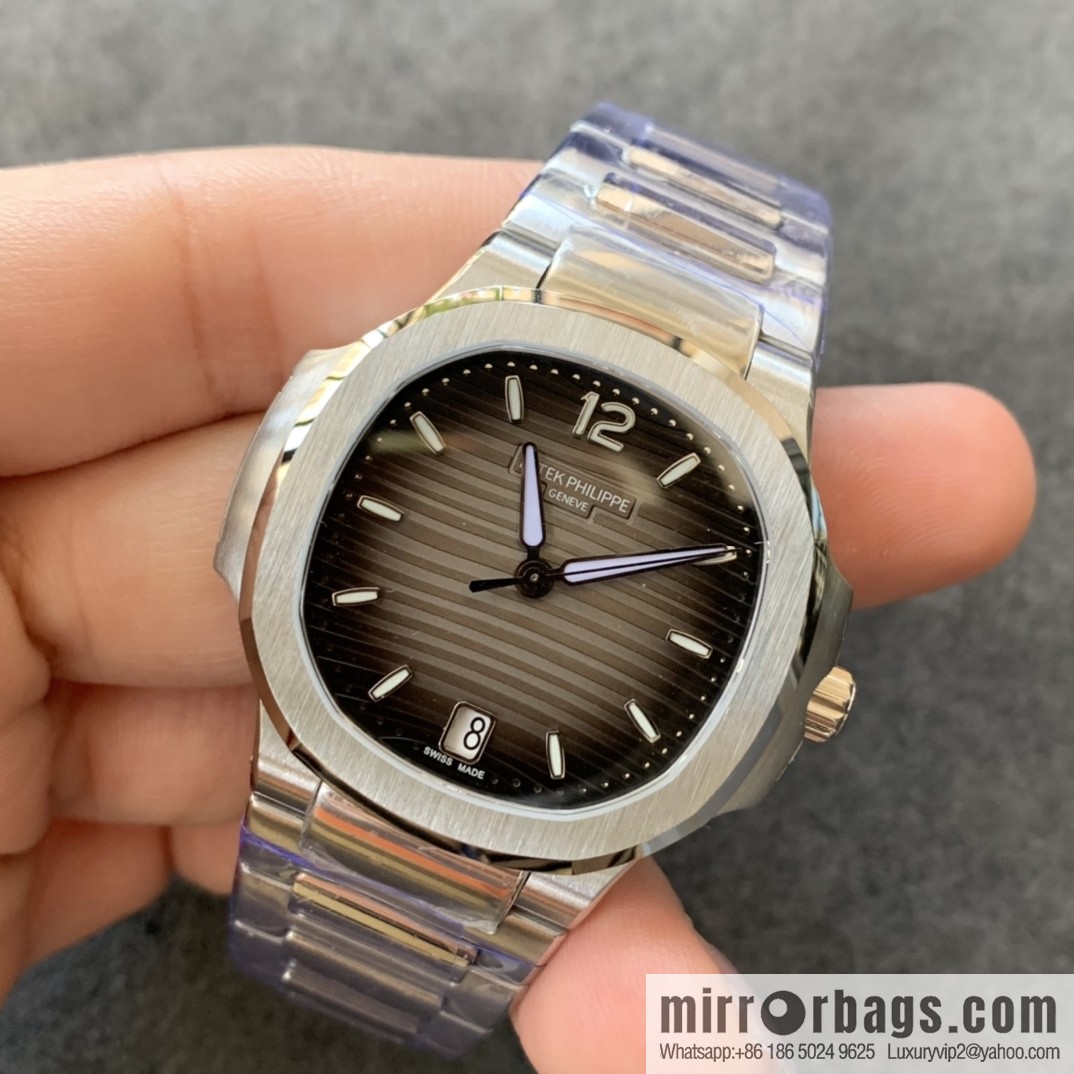 Patek Philippe Sports Elegance Series Nautilus Women's 7118 Model 1. New Customized Edition Cal.324SC Integrated Self-winding Movement