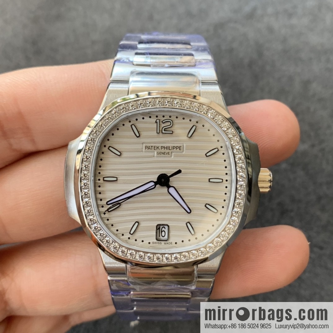 Patek Philippe Sports Elegance Series Nautilus Women's 7118 Model 1. New Customized Edition Cal.324SC Integrated Self-winding Movement