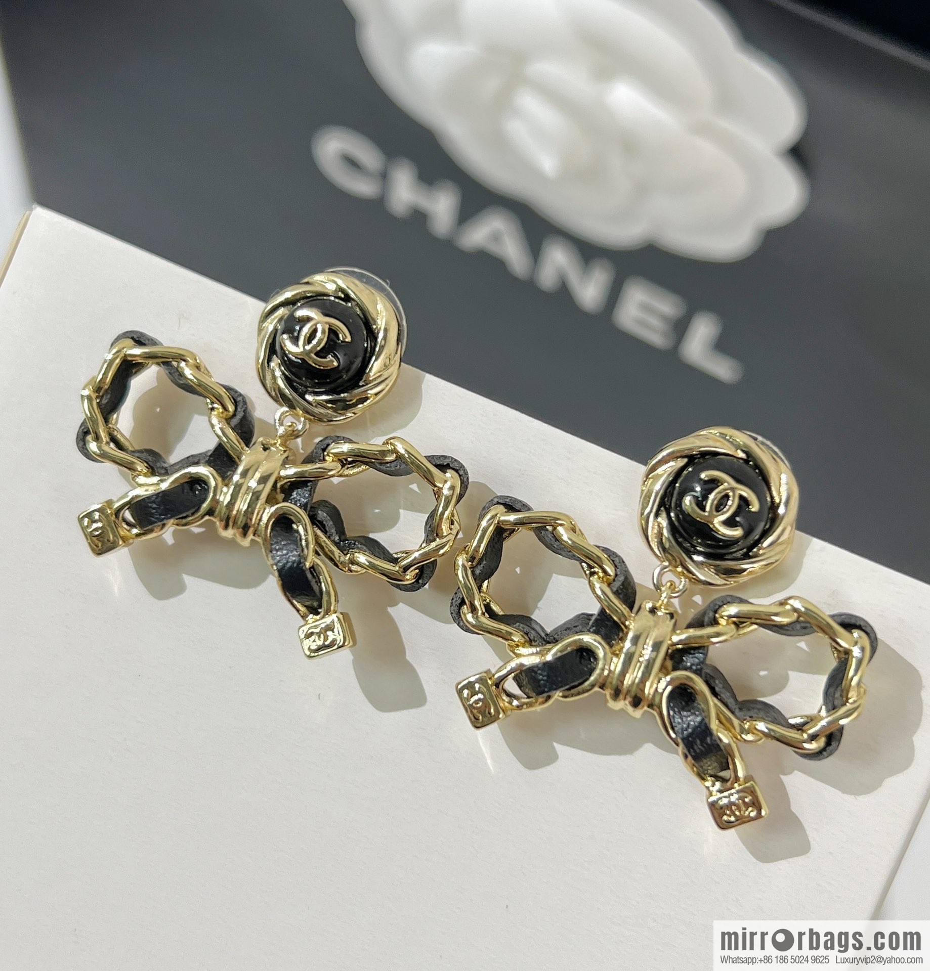 New ☑️ CHANEL Chanel double c black leather rope bow stud earrings