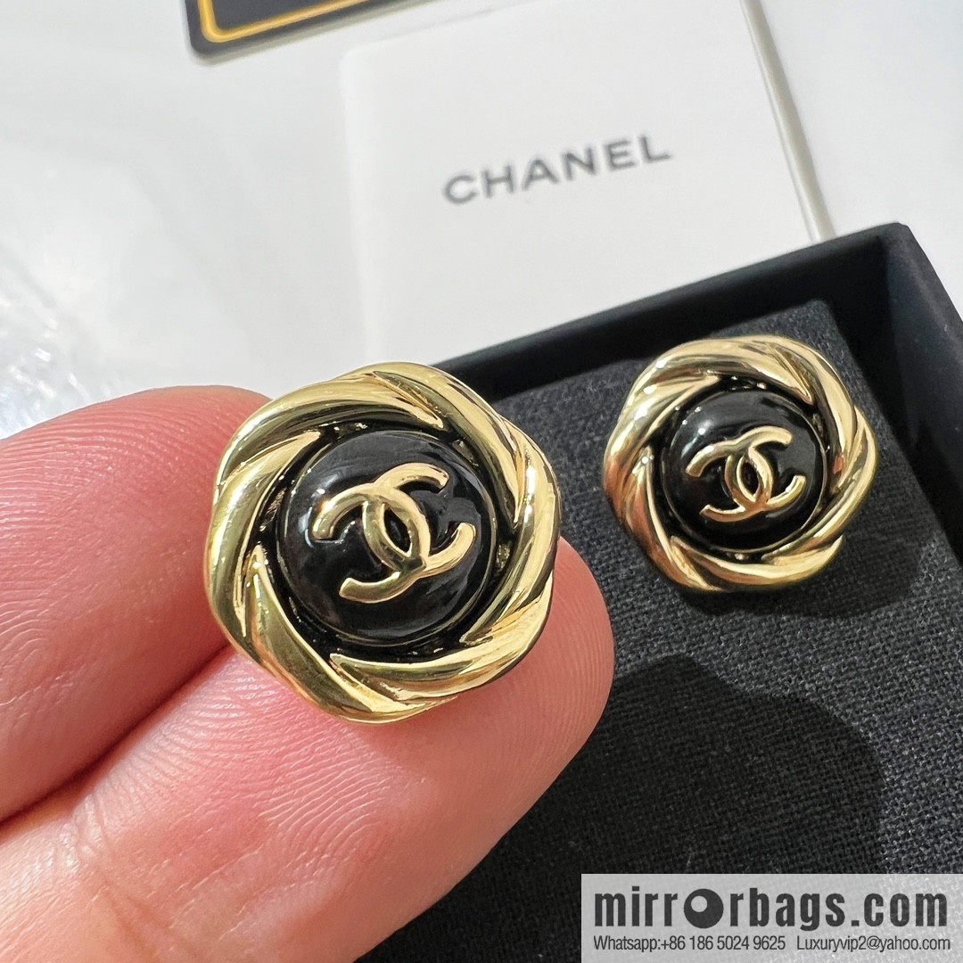 New ☑️ CHANEL Chanel double c black stud earrings