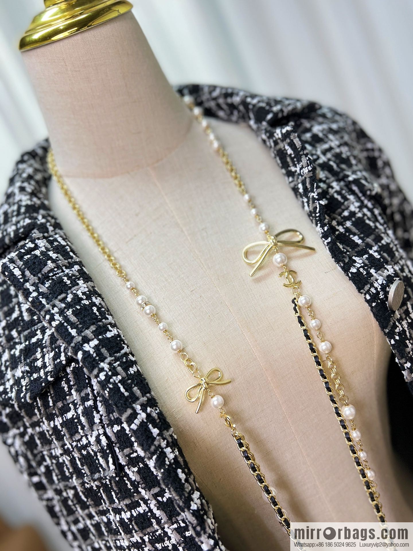 New ☑️ CHANEL Chanel double c black leather rope bow sweater chain necklace