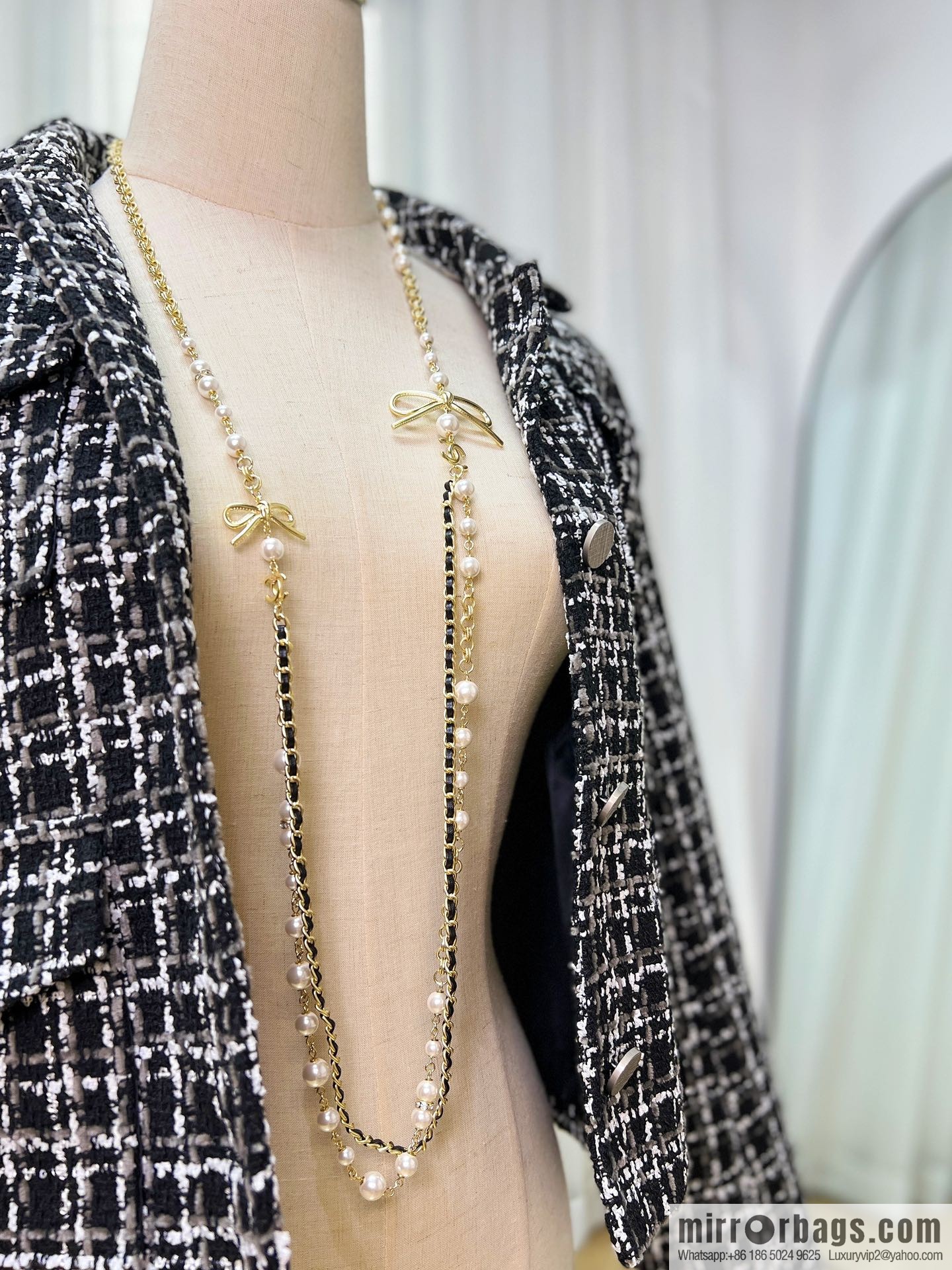 New ☑️ CHANEL Chanel double c black leather rope bow sweater chain necklace