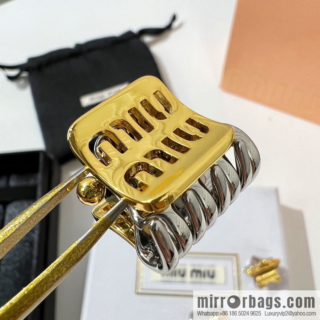 MIU MIU Miu Miu Letter Pentagram Love Hairpin Hairpin