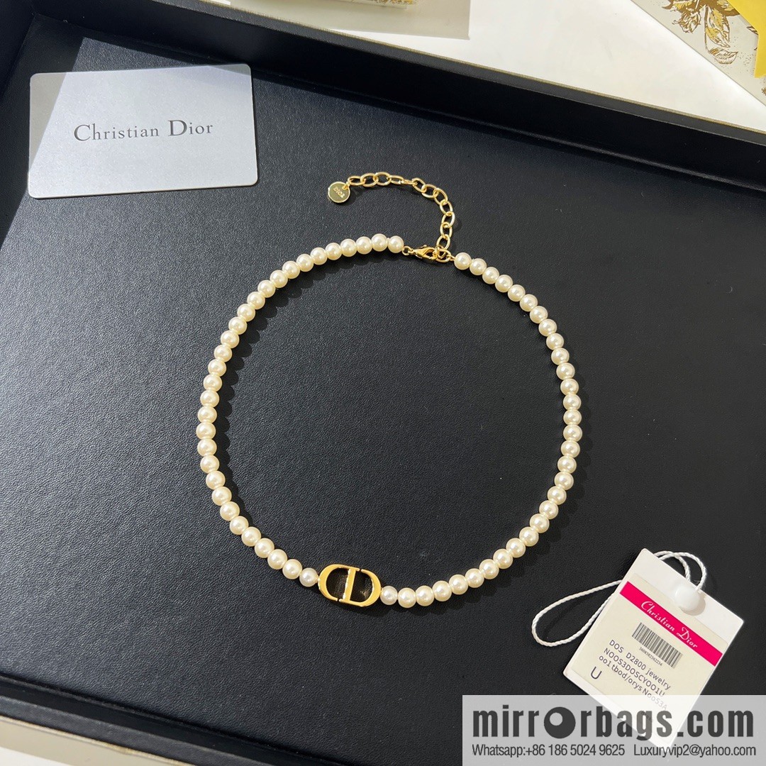 New ☑️ DIOR Dior CD pearl necklace