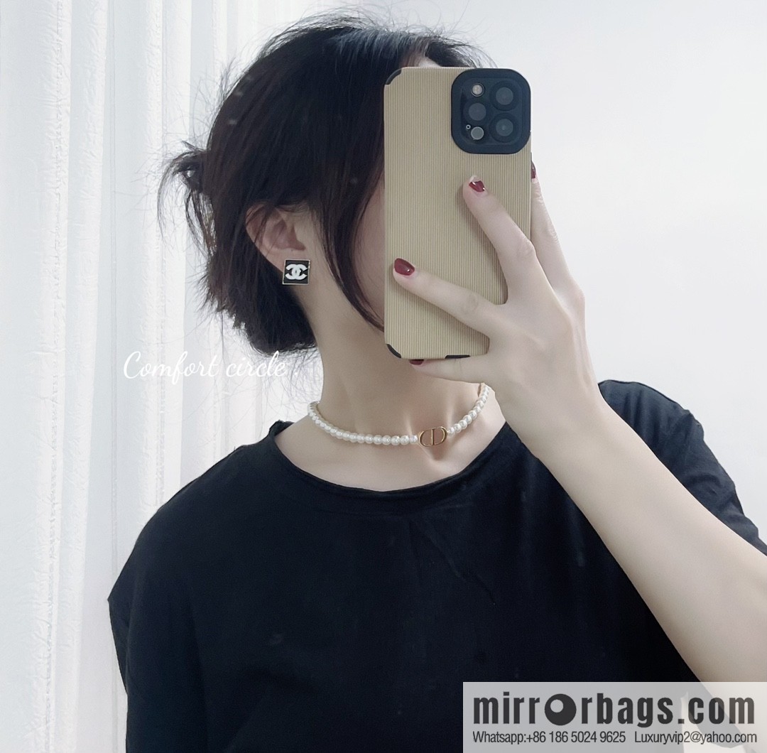 New ☑️ DIOR Dior CD pearl necklace