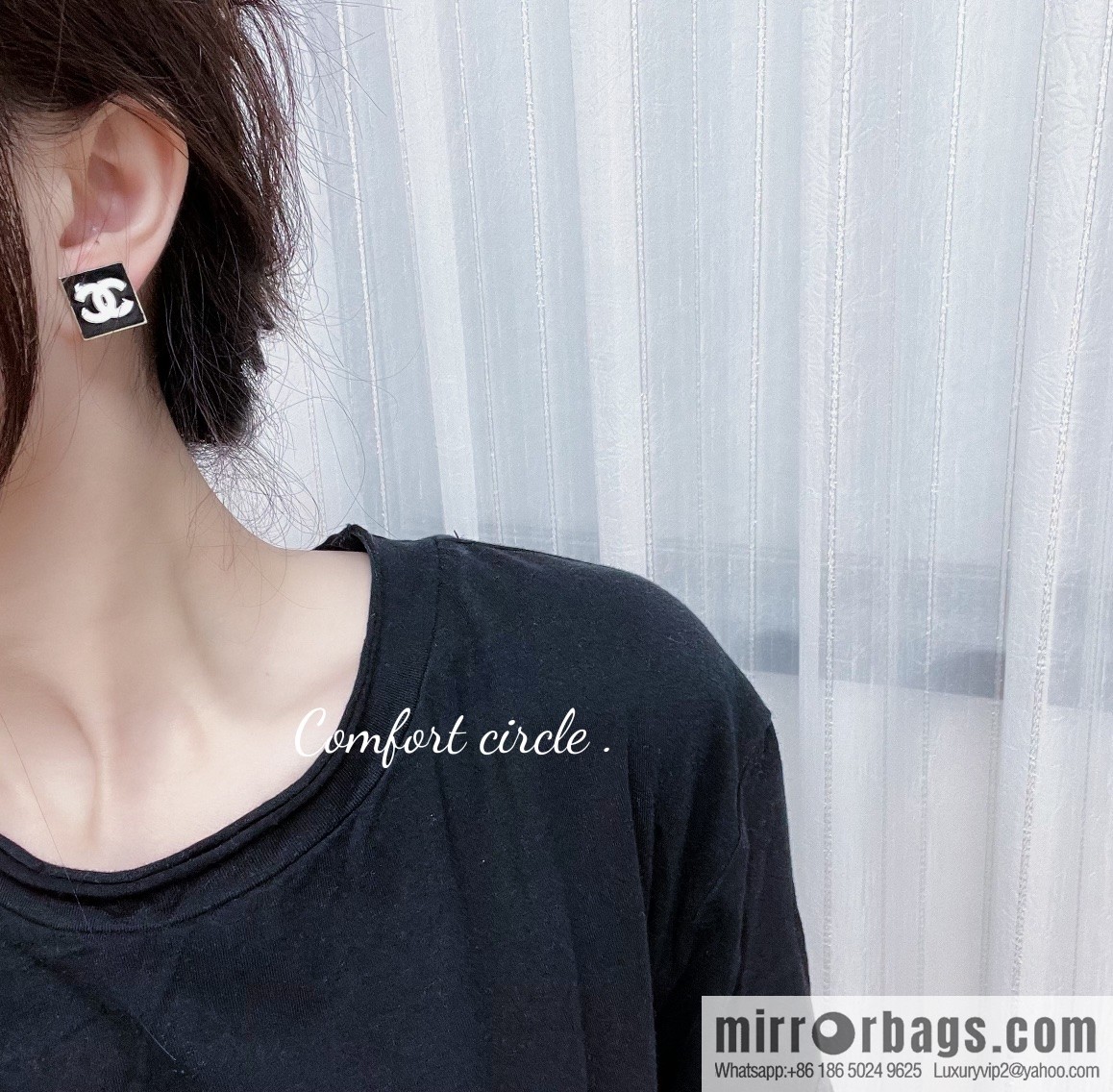 New ☑️ CHANEL Chanel double c square stud earrings