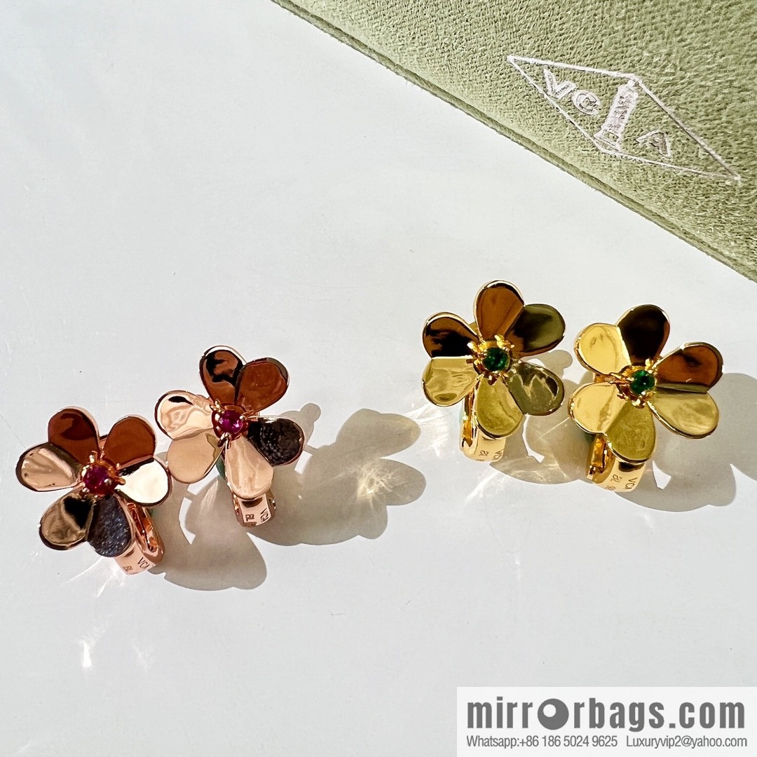 Van Cleef & Arpels Frivole Clover ☘️ bracelet