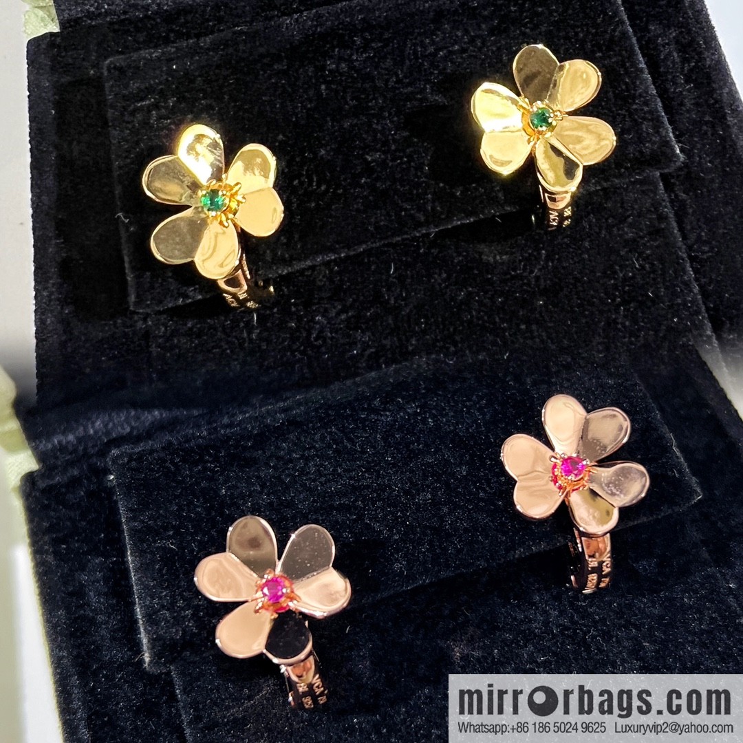 Van Cleef & Arpels Frivole Clover ☘️ bracelet
