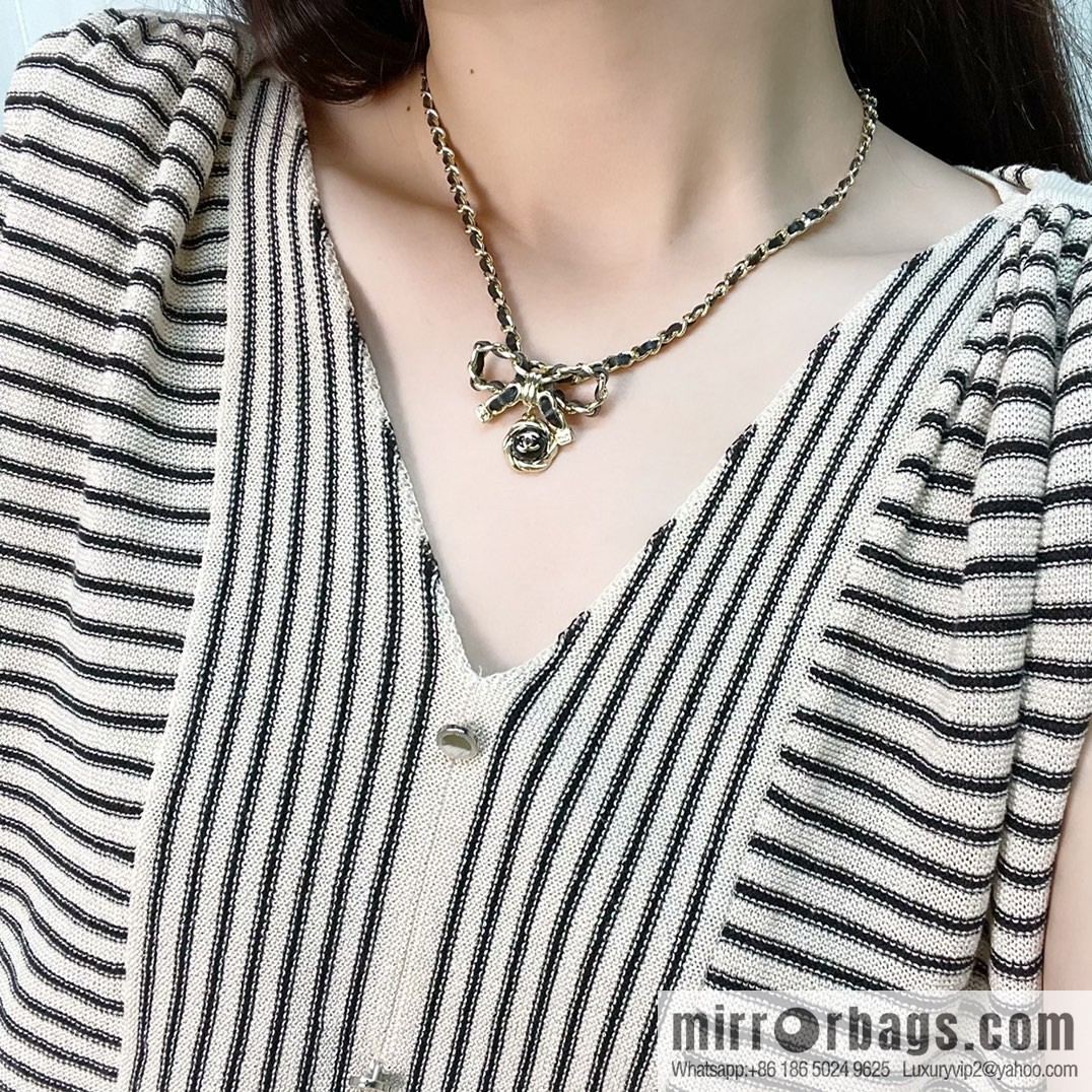 New ☑️ CHANEL Chanel double c black leather rope bow necklace