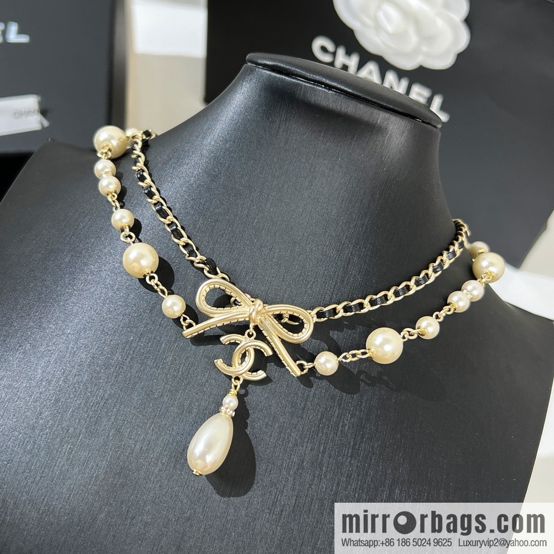New ☑️ CHANEL Chanel Double C Bow Double Pearl Necklace