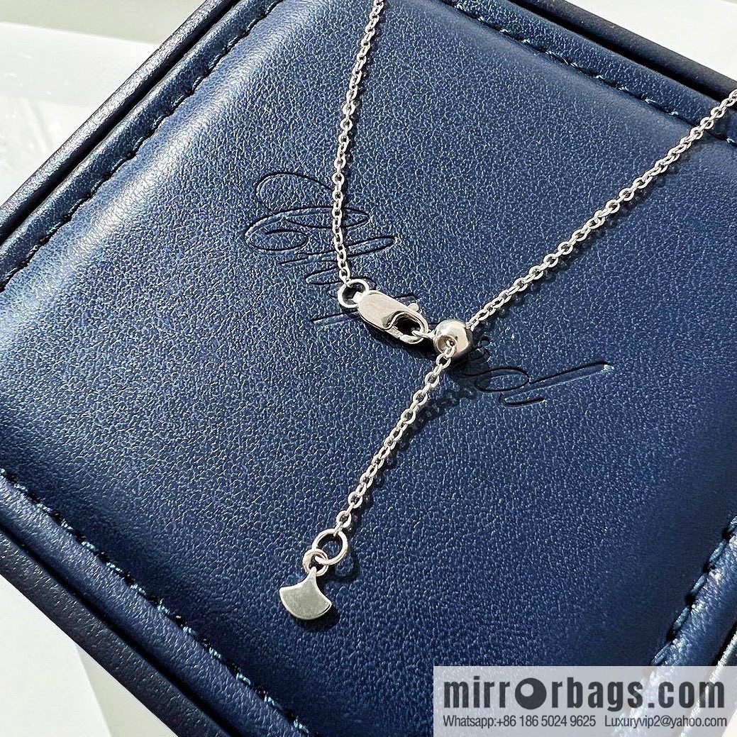 GRAFF Full Diamond Cross necklace