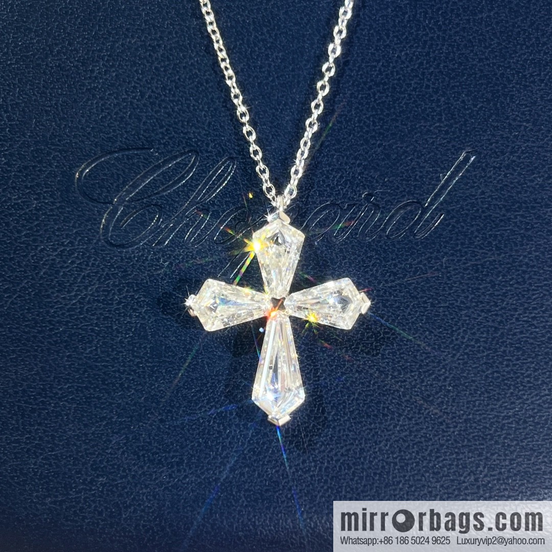 GRAFF Full Diamond Cross necklace