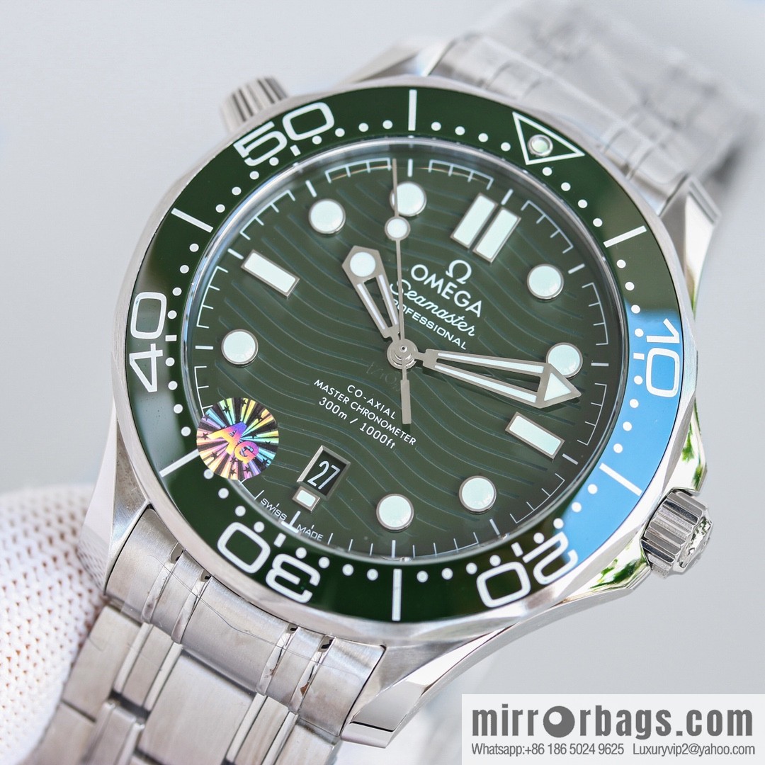 Omega 2022 new green seahorse with double T black balance wheel 8800 movement, 42mm
