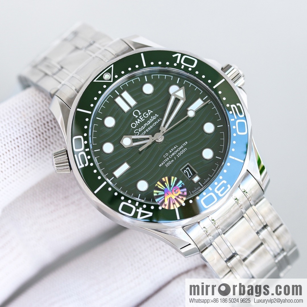 Omega 2022 new green seahorse with double T black balance wheel 8800 movement, 42mm