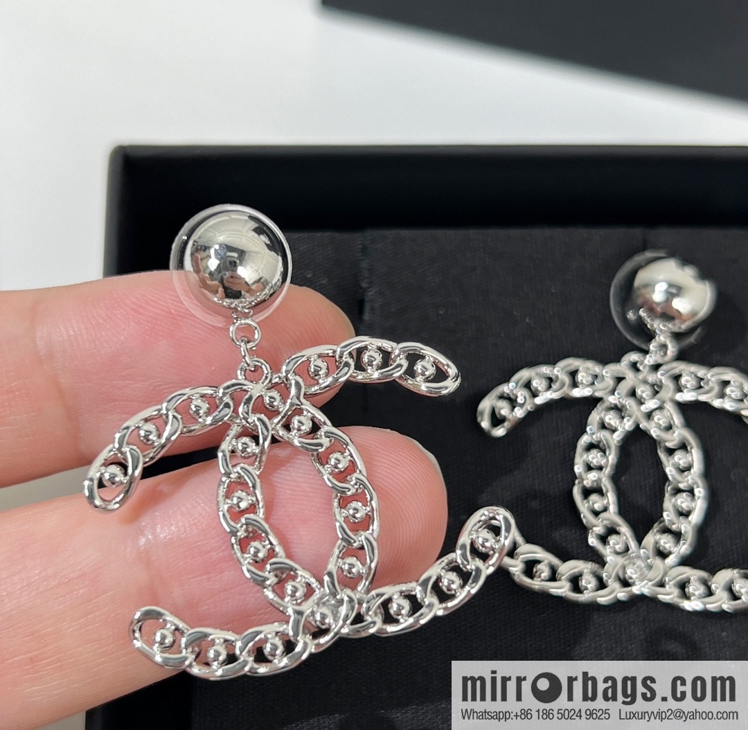 New ☑️ CHANEL Chanel double c hollow stud earrings
