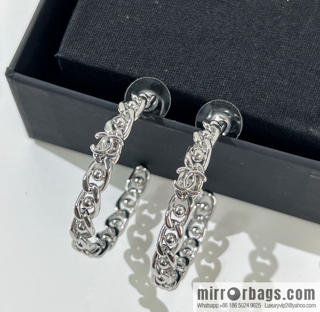 New ☑️ CHANEL Chanel double c hollow stud earrings
