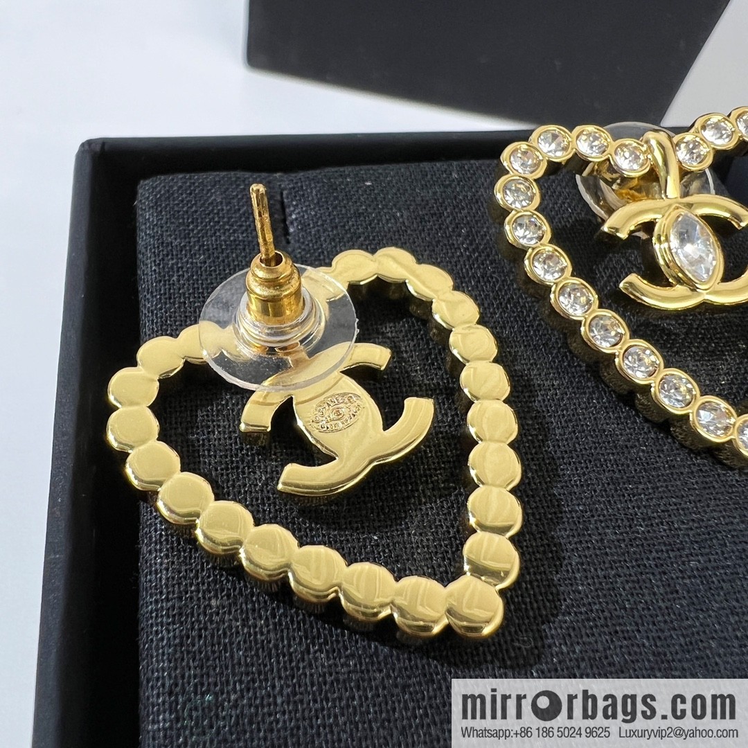 New ☑️ CHANEL Chanel double c full diamond peach heart stud earrings