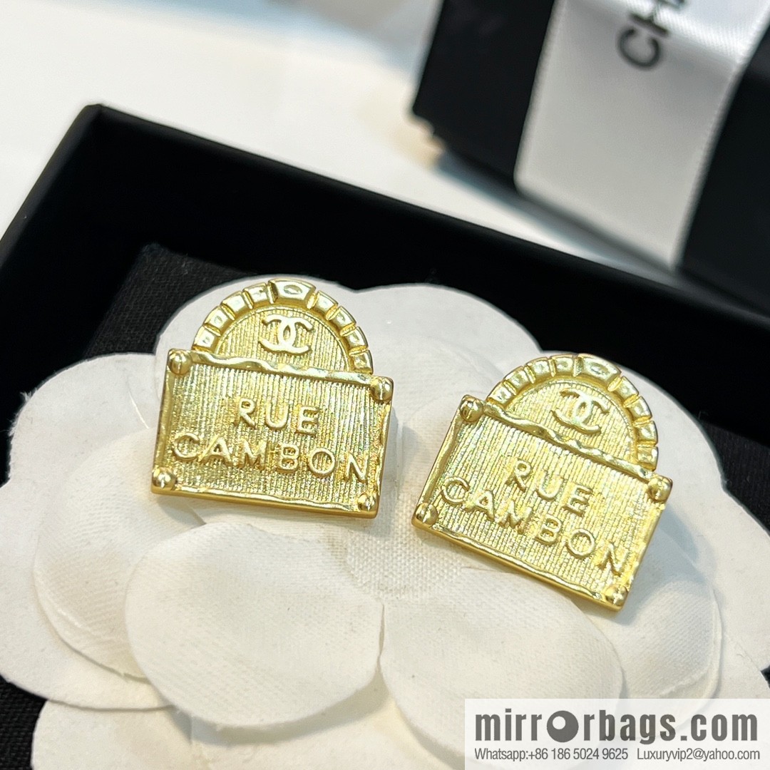 New ☑️ CHANEL Chanel double c gold bag 👜 stud earrings