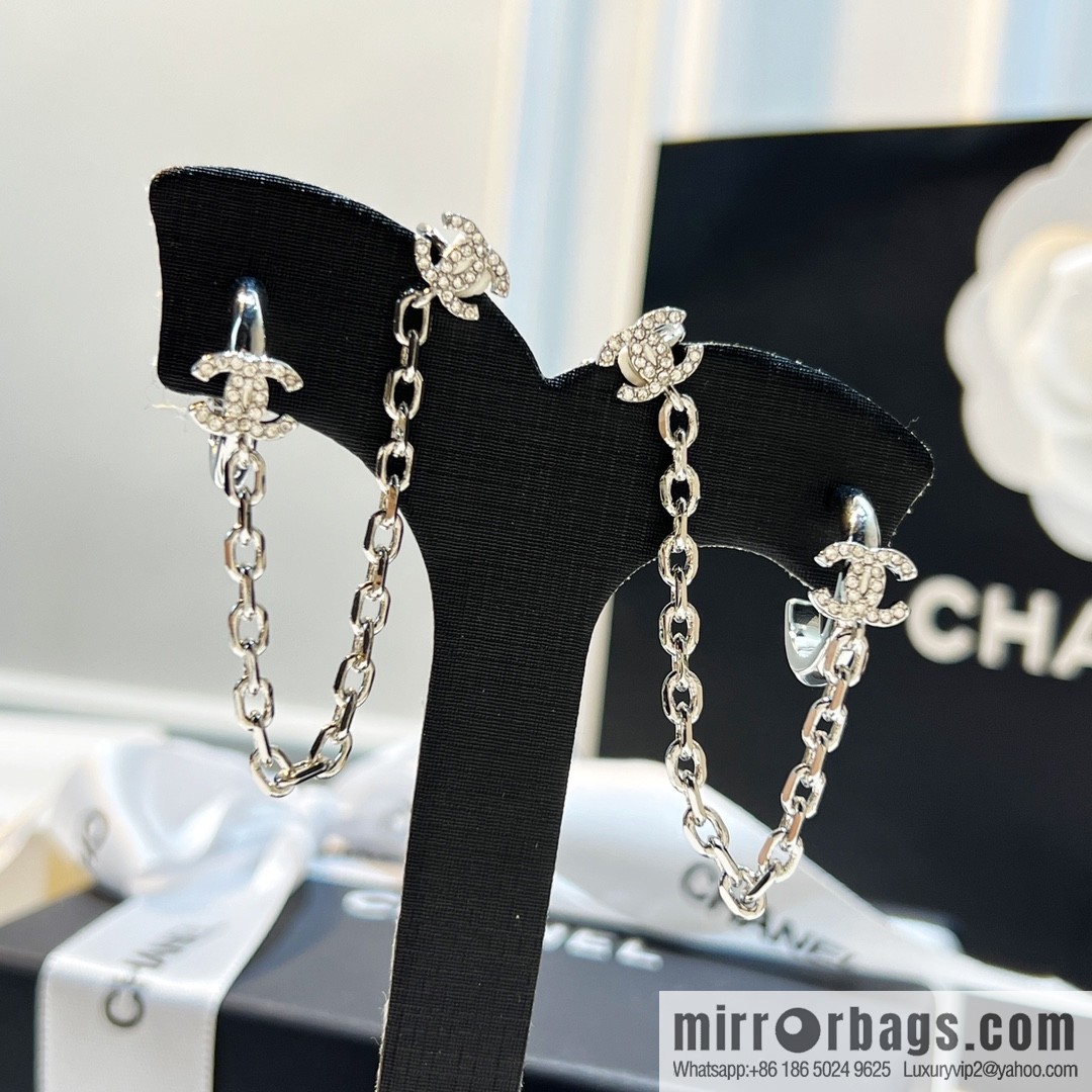 New ☑️ CHANEL Chanel double c full diamond stud earclip