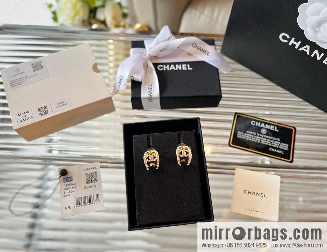 New ☑️ CHANEL Chanel double c full drill cut-out semicircular stud earrings
