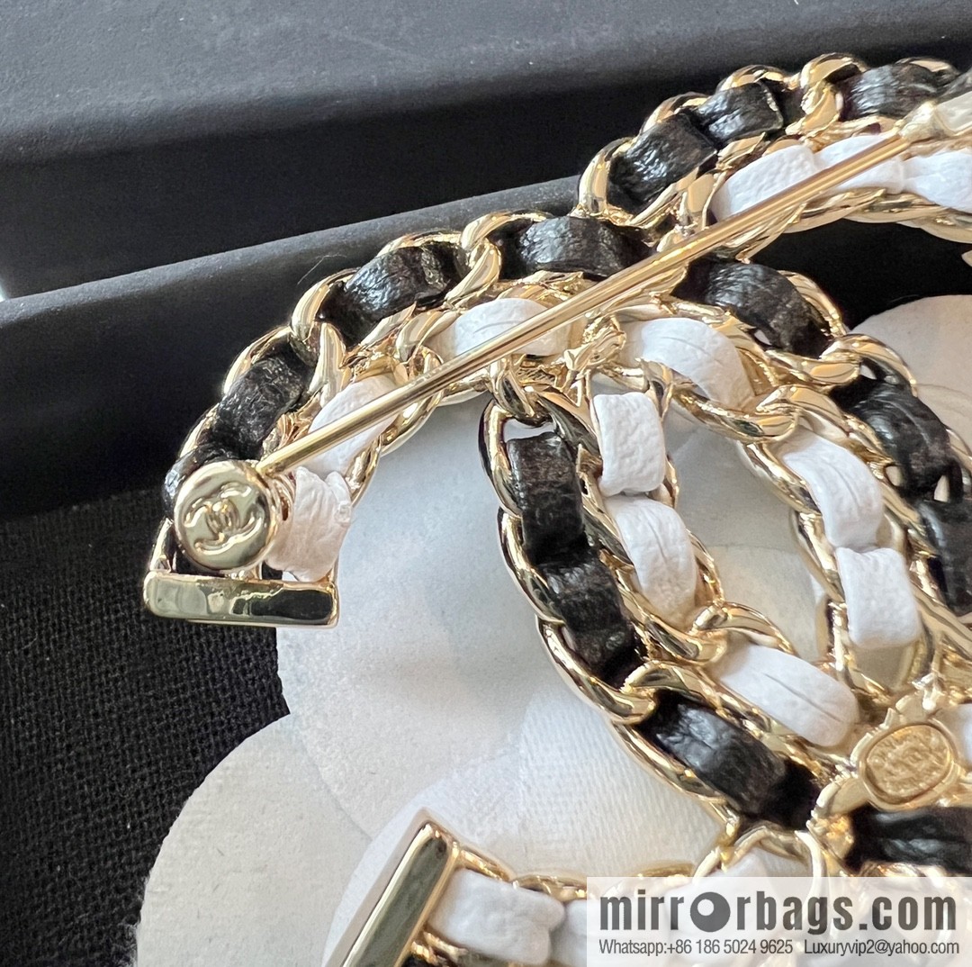 New ☑️ CHANEL Chanel double c black and white leather rope brooch