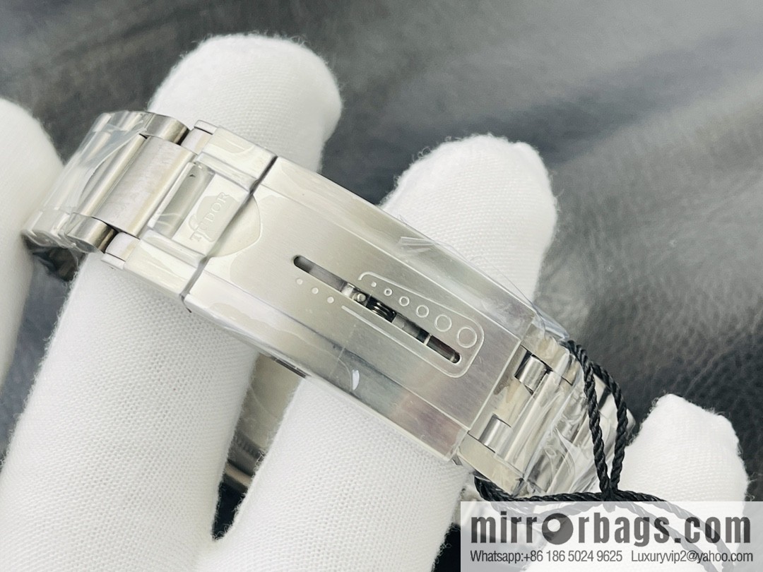 ZF best masterpiece, Di Tuo 25500TN black titanium potato series classic watch