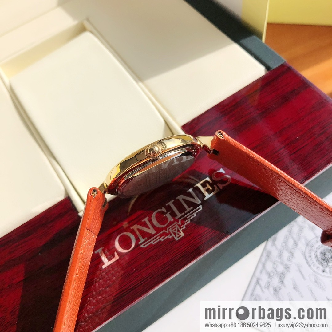 The Longines Rudolph series is a joint limited edition Swiss quartz movement watch designed by top designers Rodolphe and Longines