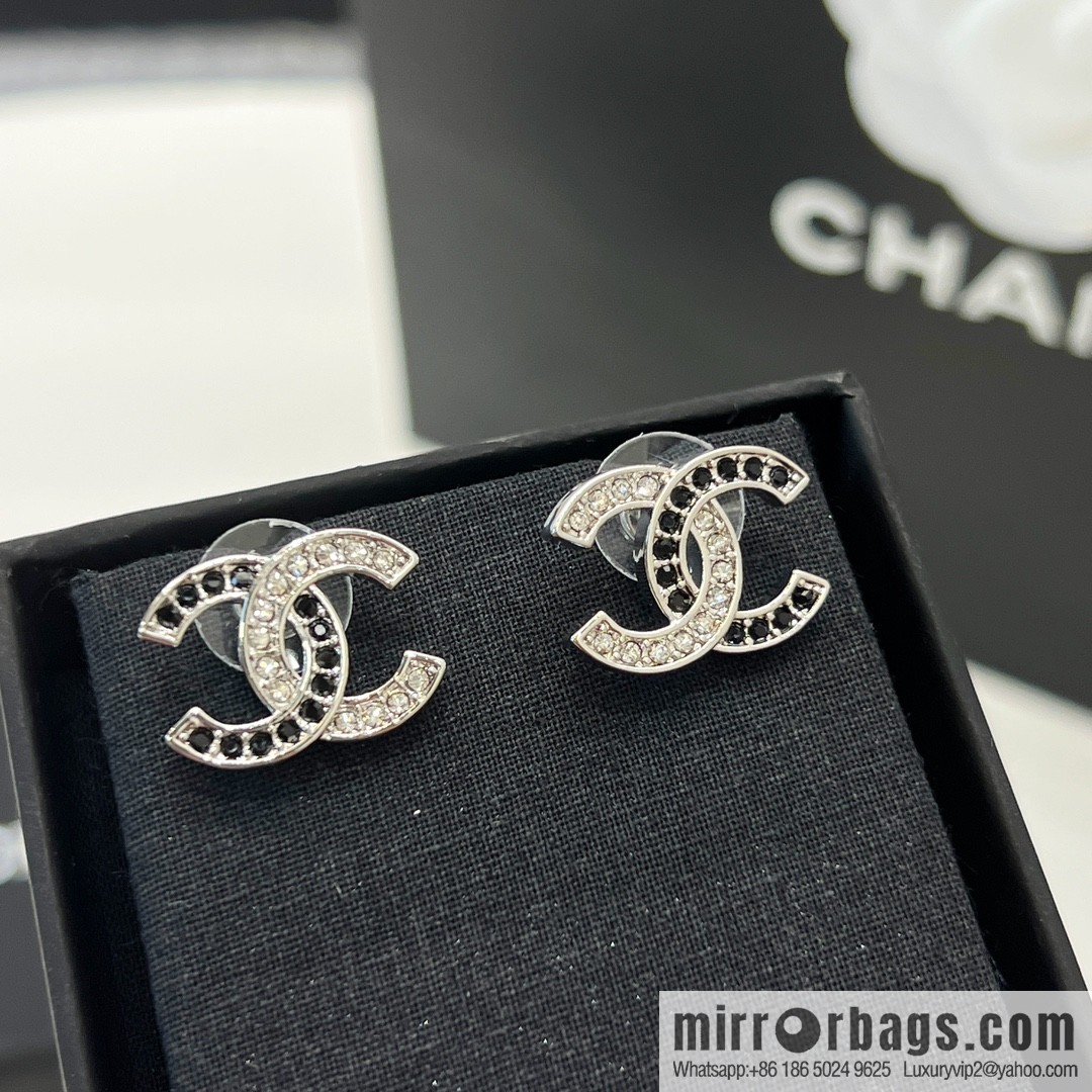 New ☑️ CHANEL Chanel double c black and white diamond stud earrings