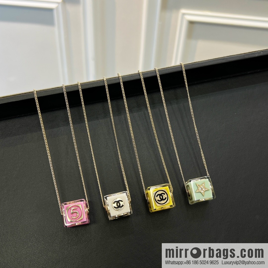 New ☑️ CHANEL Chanel dice 🎲 acrylic necklace