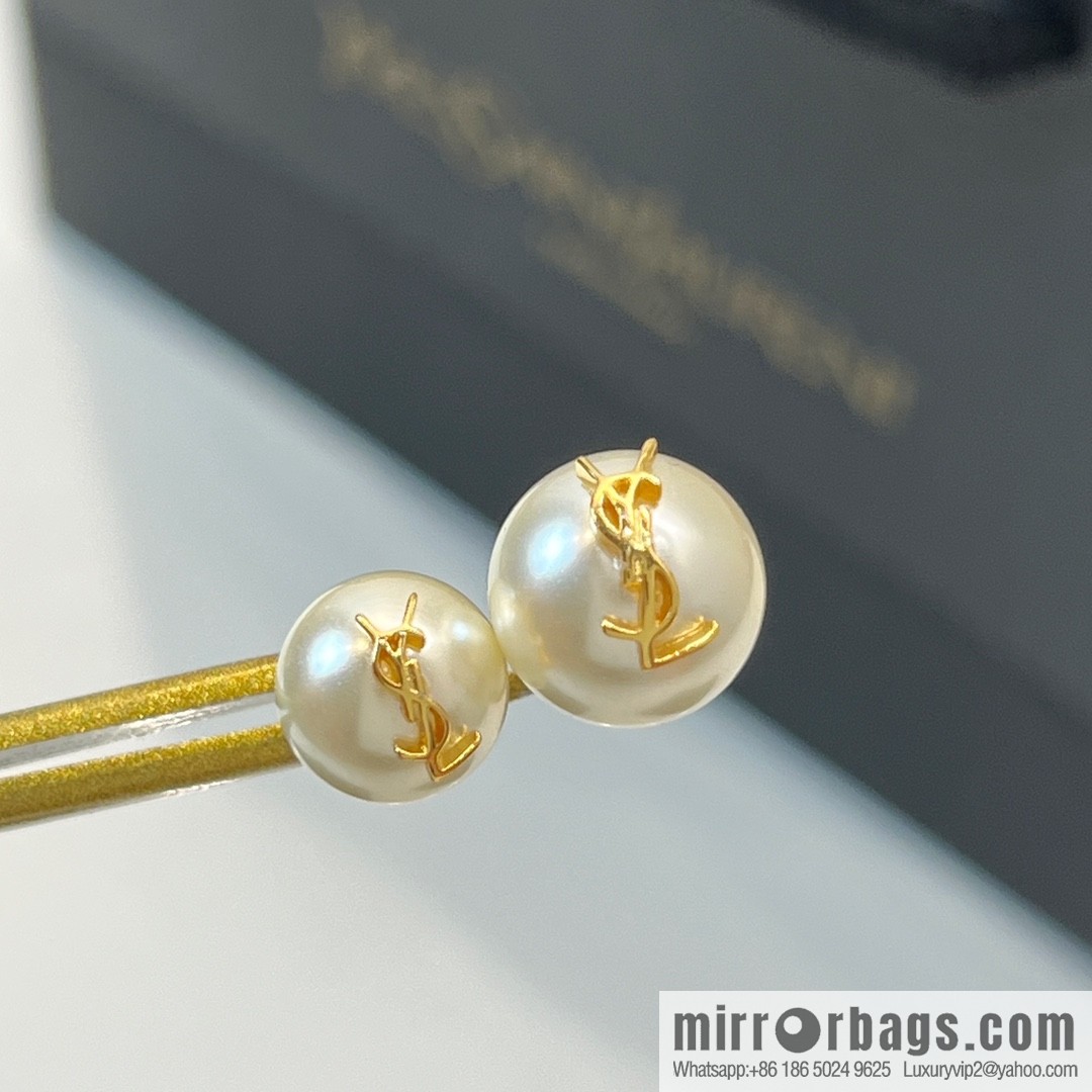 Saint Laurent YSL asymmetric pearl stud earrings