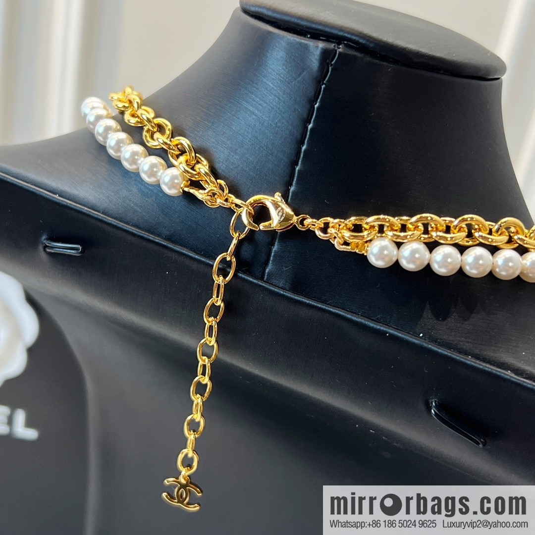 New ☑️ CHANEL Chanel double c pearl lion 🦁 necklace
