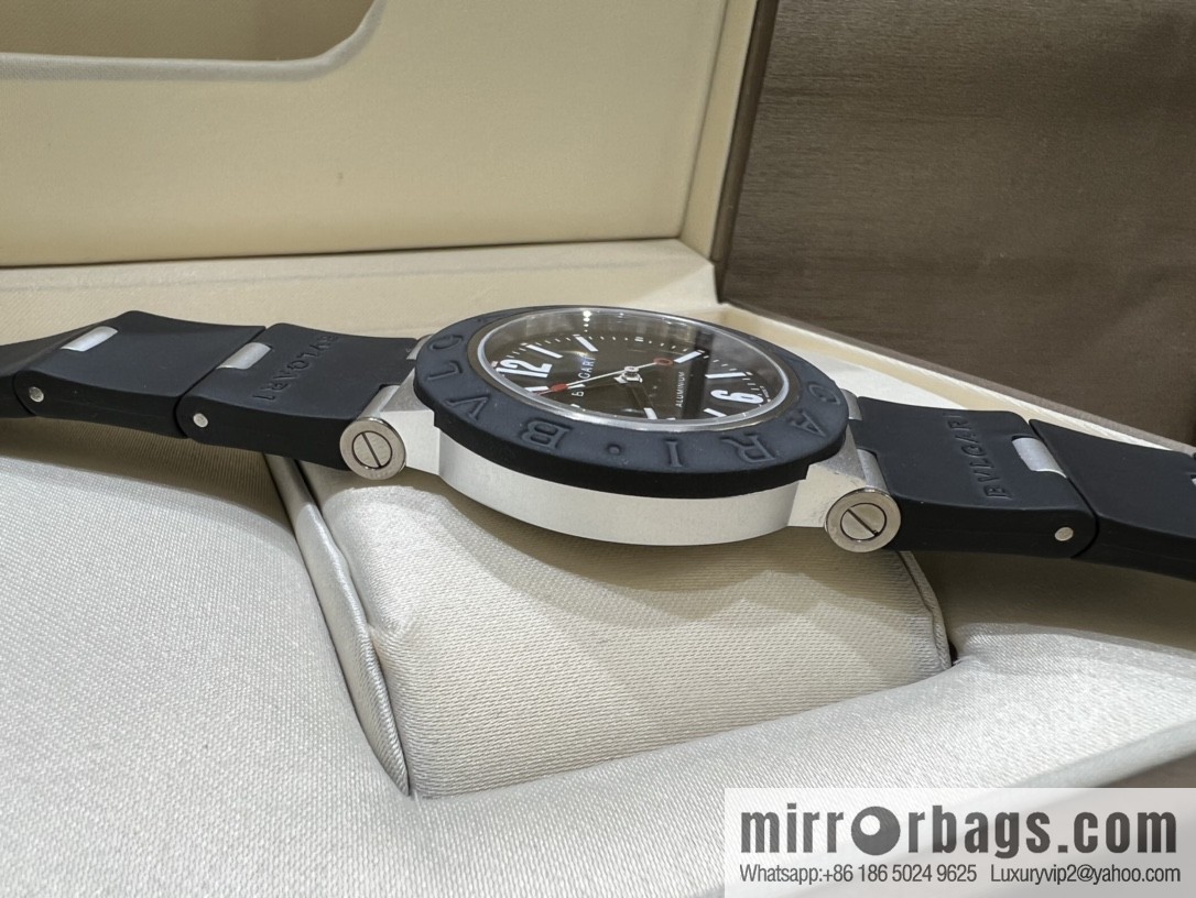 The new generation of Aluminium watches launched by BVLGARI