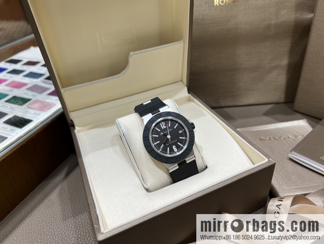 The new generation of Aluminium watches launched by BVLGARI
