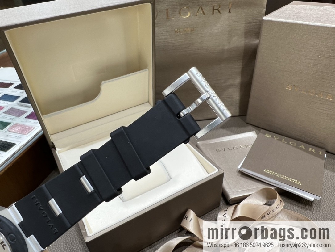 The new generation of Aluminium watches launched by BVLGARI