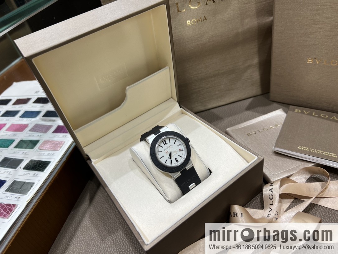 The new generation of Aluminium watches launched by BVLGARI